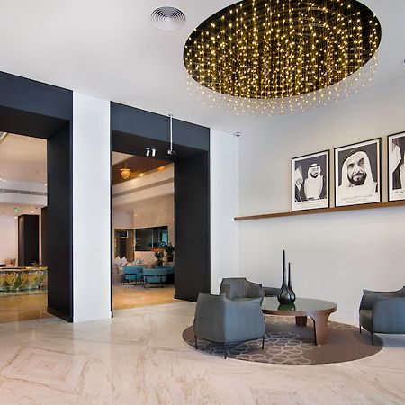 Le Meridien Abu Dhabi Exterior foto The lobby of the hotel