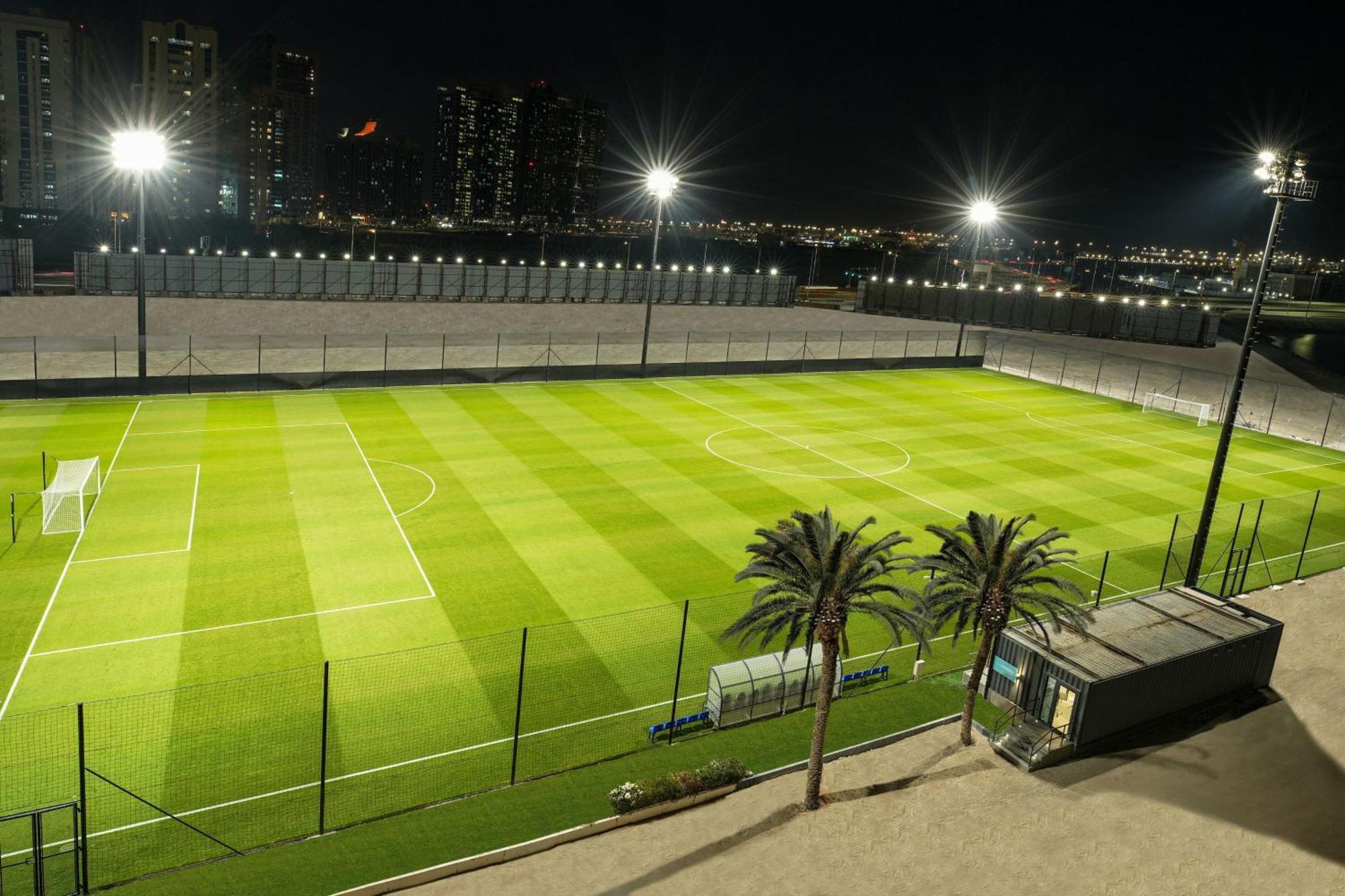 Le Meridien Abu Dhabi Exterior foto The club's training ground