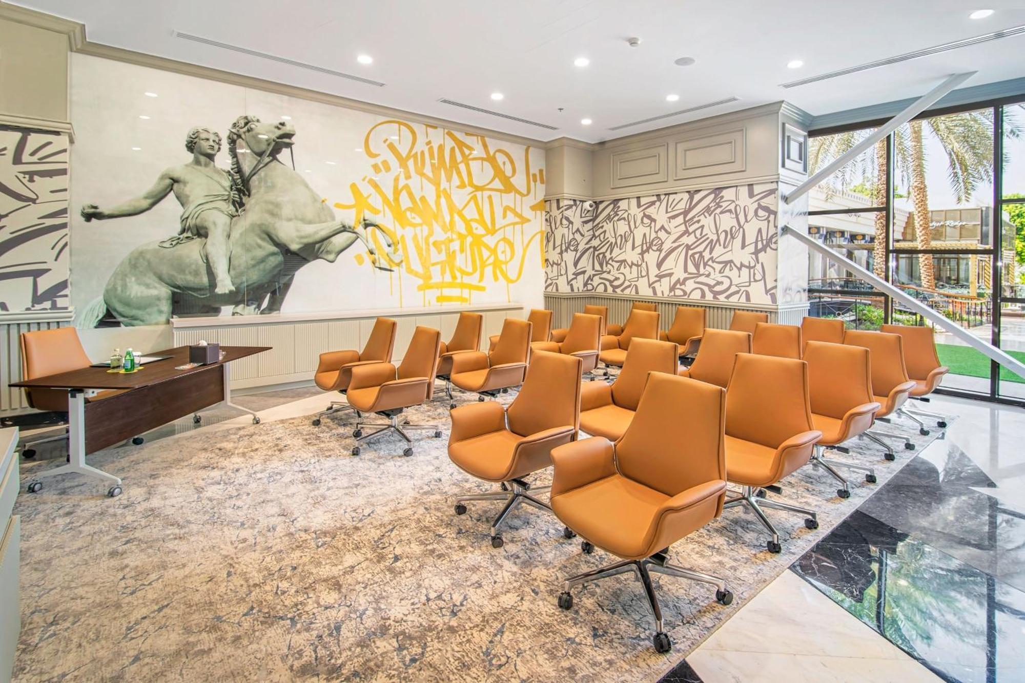 Le Meridien Abu Dhabi Exterior foto Meeting room