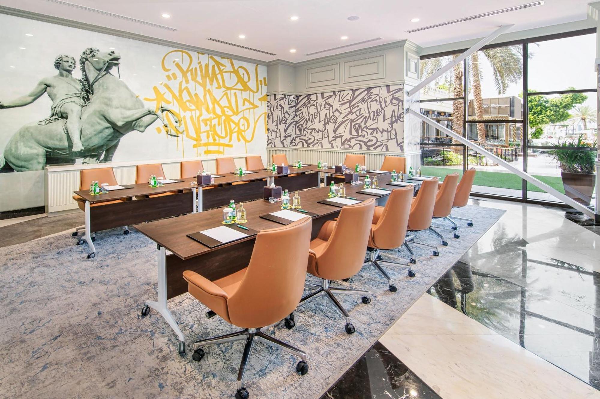 Le Meridien Abu Dhabi Exterior foto Meeting room