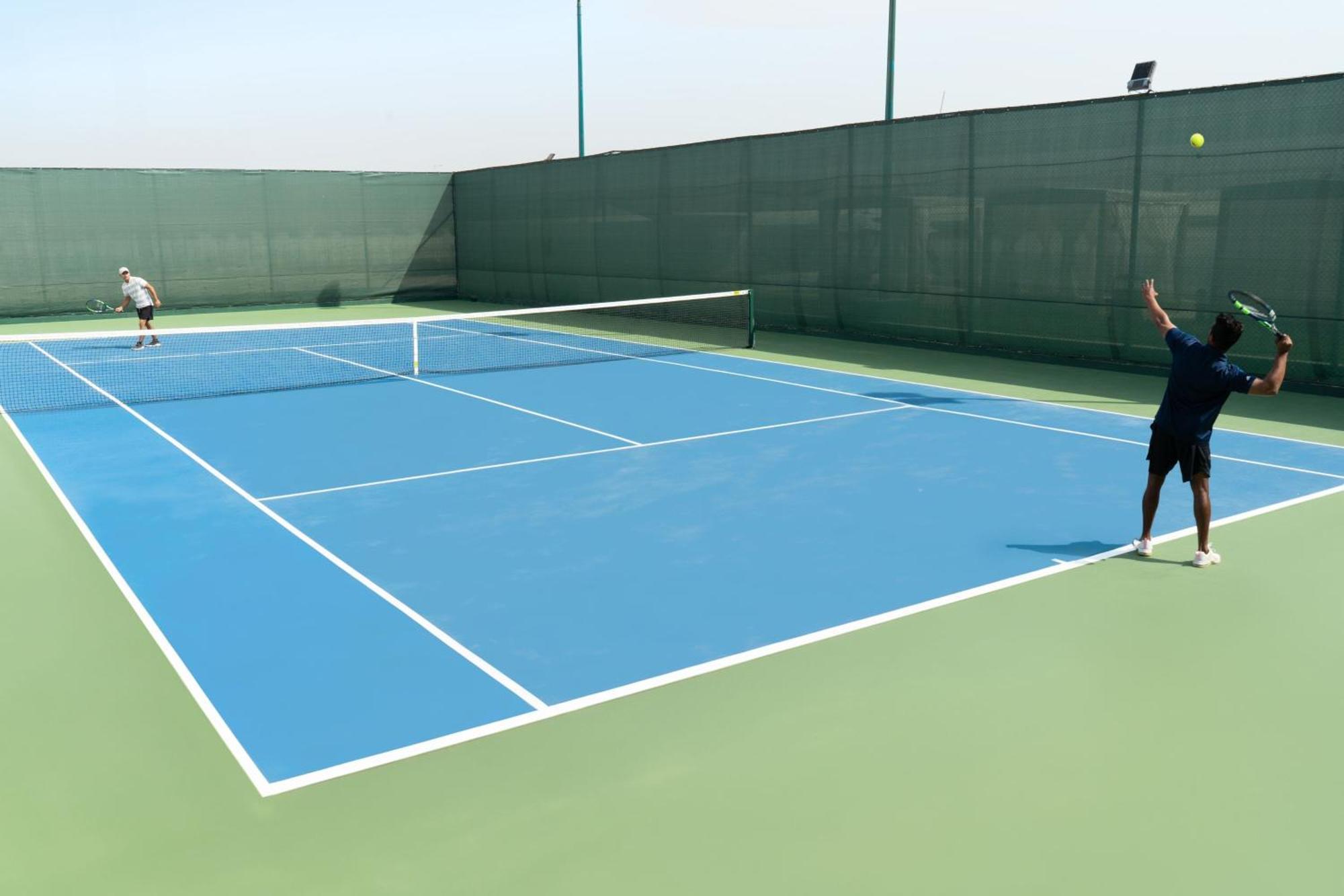 Le Meridien Abu Dhabi Exterior foto Tennis